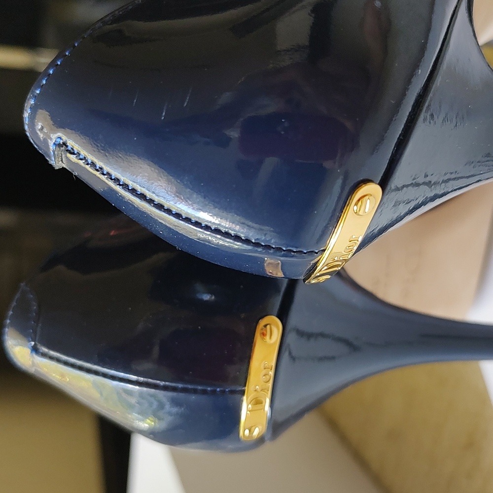 Miss DIOR Escarpin11 Bleu Foncé 38 from Saks Fifth Avenue - Picture 4 of 17